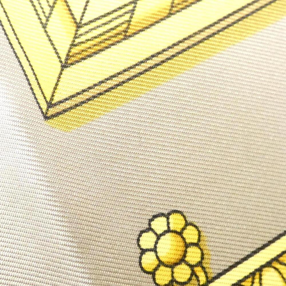 HERMES Authentic Gray Scarf - Picture 4 of 6